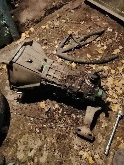 Процесс снятия заклинившего механизма