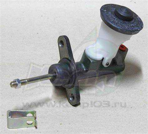 Установка нового цилиндра сцепления